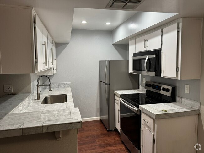 Building Photo - 4444 E Paradise Village Pky N Unit 206 Rental