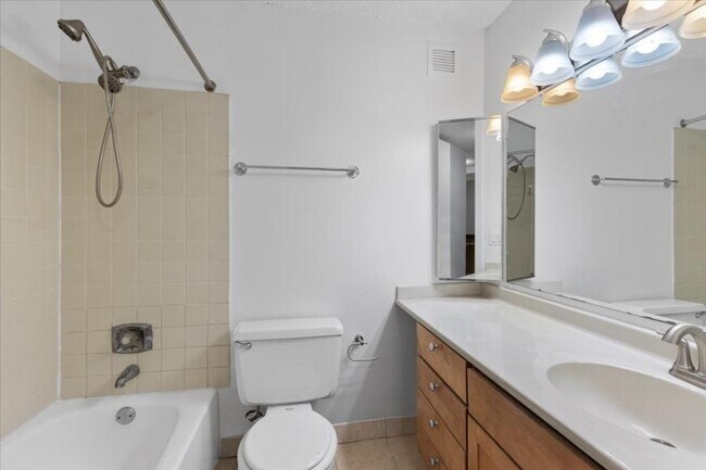 Photo - 1 bedroom in Chicago IL 60611 Unidad 2003