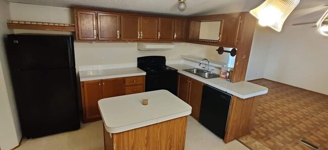 Photo - 4021 Birch Ln