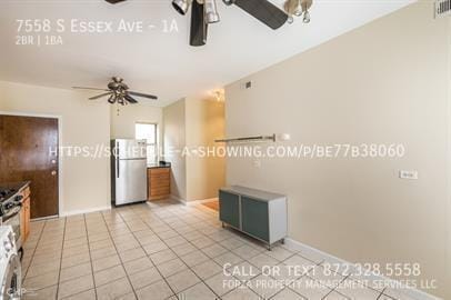 Building Photo - 7558 S Essex Ave Unit 1A Rental