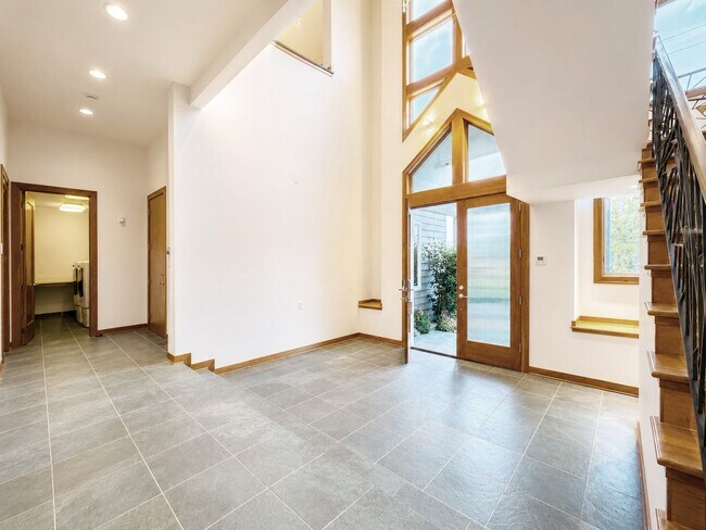 Photo - 7275 N Mercer Way