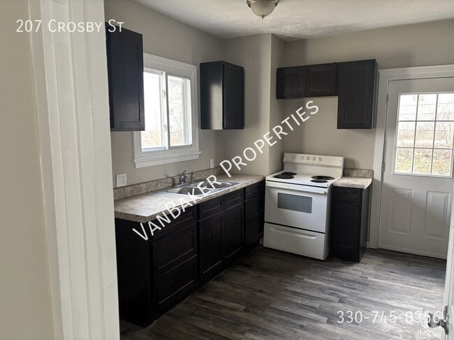 Photo - 207 Crosby St