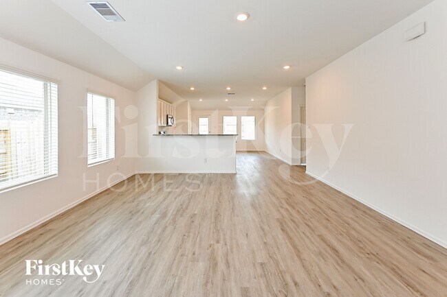 Photo - 5214 Eagleton Dr