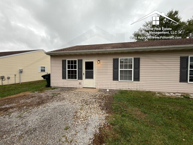 Photo - 1900 Dunham Dr Unit Apartment A