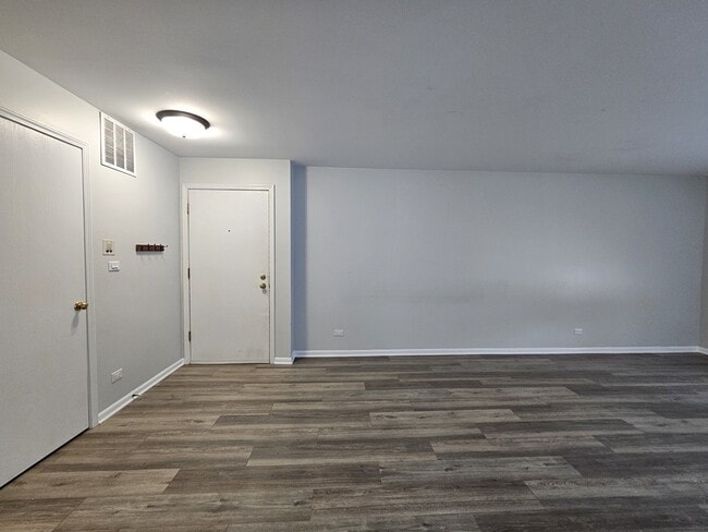 Photo - 1241 Bradwell Ln Unit B