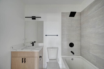 Photo - 4749 N Western Ave Unit 205