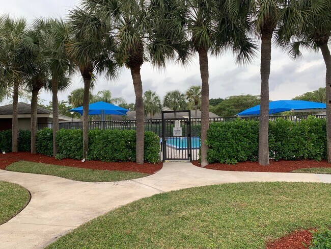 Photo - 172 Meadows Dr