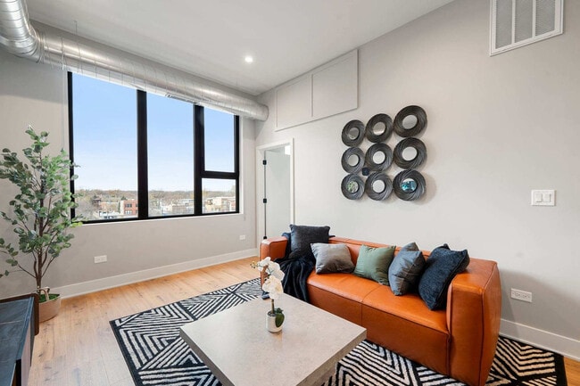 Photo - 6044 N Winthrop Ave Unit ID1363915P