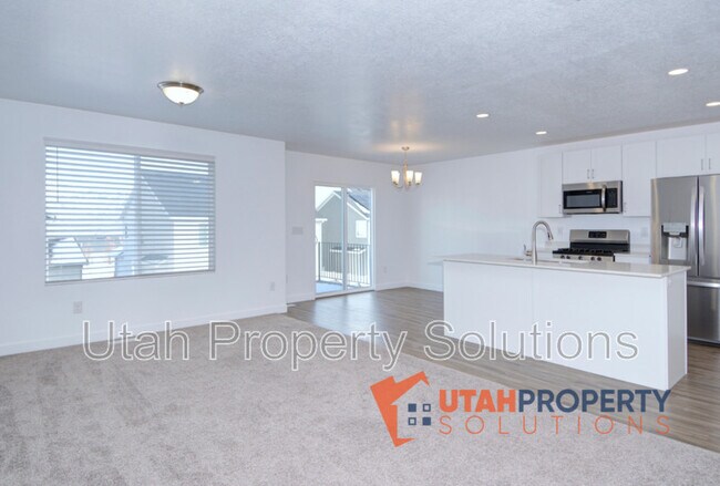 Photo - 14887 Pelé Ln