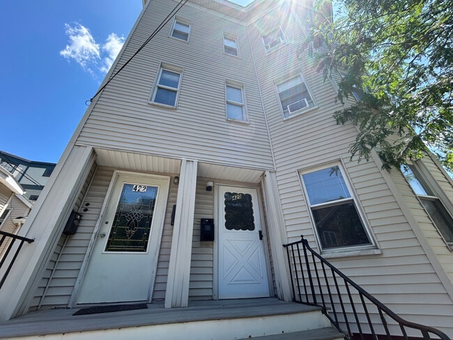Building Photo - 420 Norfolk St Unit NA Rental