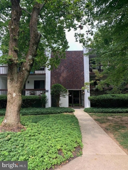 Building Photo - 20 Dougherty Blvd Unit M5