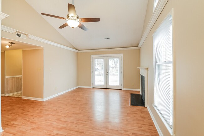 Photo - 610 Pisgah Church Rd