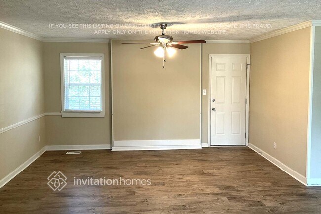 Photo - 2396 Shire Ct