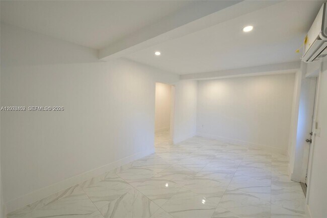 Photo - 10381 SW 32nd St Unit 10381
