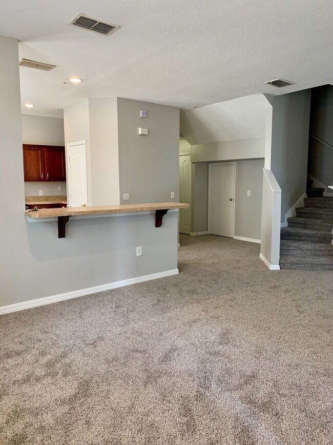 Photo - 3/2.5 Condo in Harmony w/ 2 Car Garage