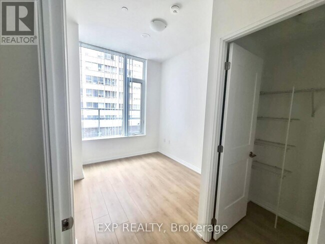 Photo - 25 Holly St Unité 1004