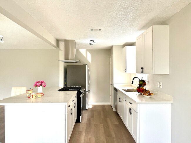 Photo - 12071 Plumbrook Dr