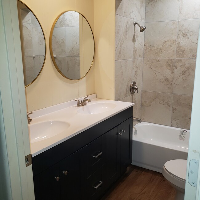 Photo - 908 Porter St