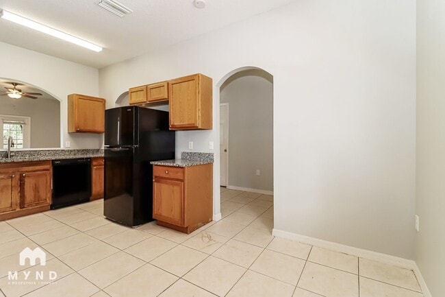 Photo - 2218 E Ida St