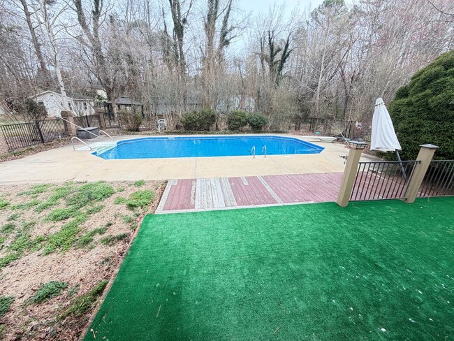 Photo - Inviting 3-Bedroom Brick Ranch Oasis in China Grove