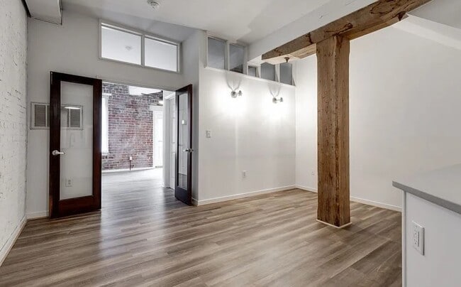 Shockoe Creek Apartments