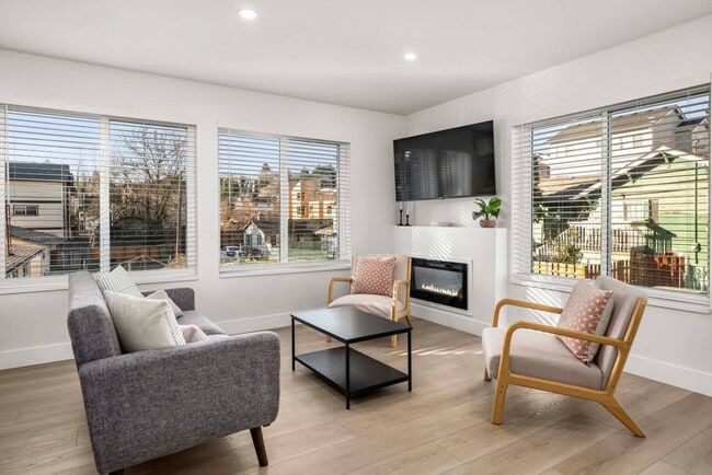 Photo - 7719 Renton Ave S Unidad ID1407639P