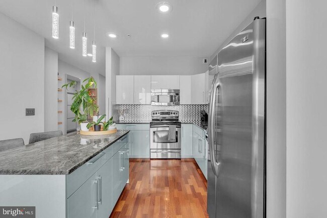 Photo - 901 N Penn St Unit F1206