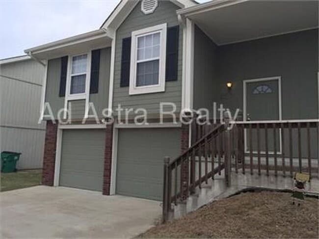 Platte City 2 Bedroom Duplex-Coming SOON!!
