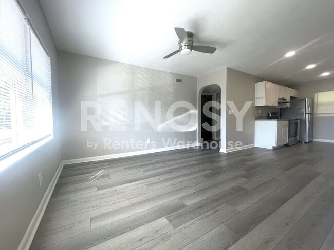Photo - 310 S Arcturas Ave