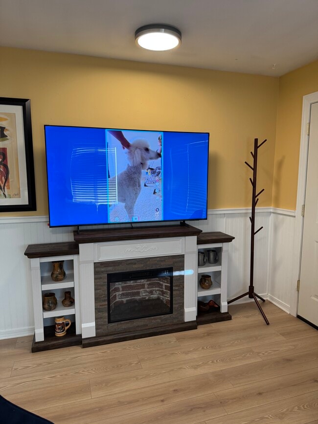 Photo - 820 Hope St Unit HopeStreetCottage