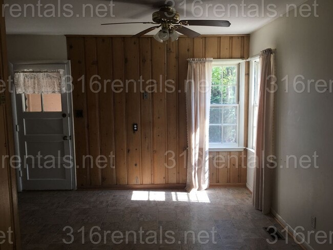 Photo - $775 - 2 bed 1 bath - Single Family Home