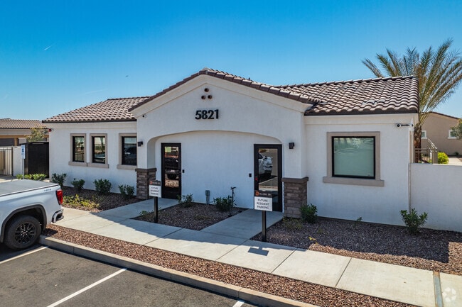 Leasing Office