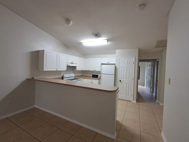 Photo - 4868 Golfview Blvd Unit 4868 Golfview Blvd