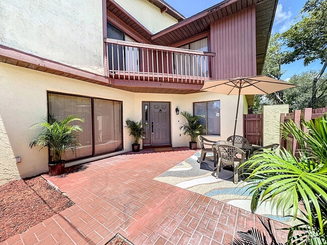 Photo - 2577 S Park Ave