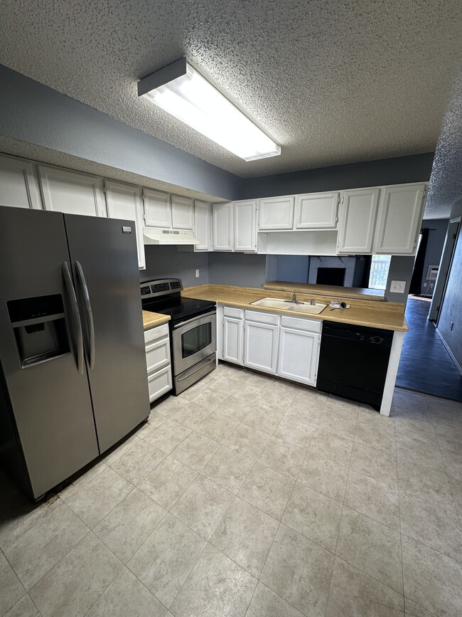 Photo - 7510 Banner Ct