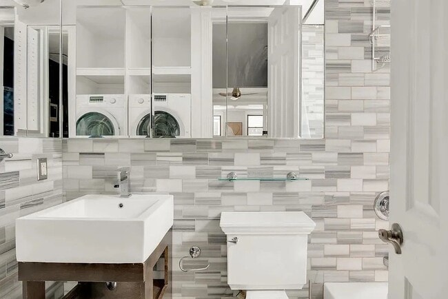 Photo - 345 W 53rd St Unit 3C