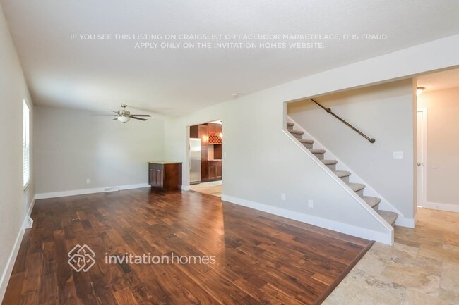 Photo - 10729 Owens St