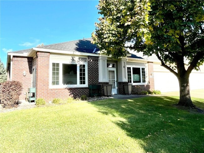 Photo - 12022 Vermillion St NE