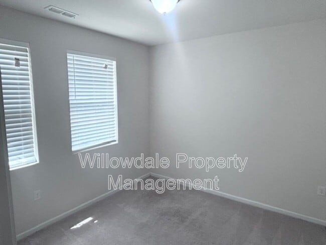 Photo - 6002 Kentworth Dr