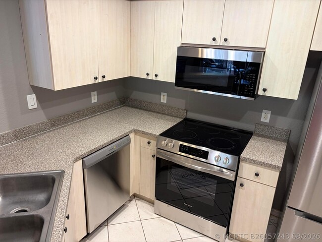 Photo - 1801 N Flagler Dr Unit 928