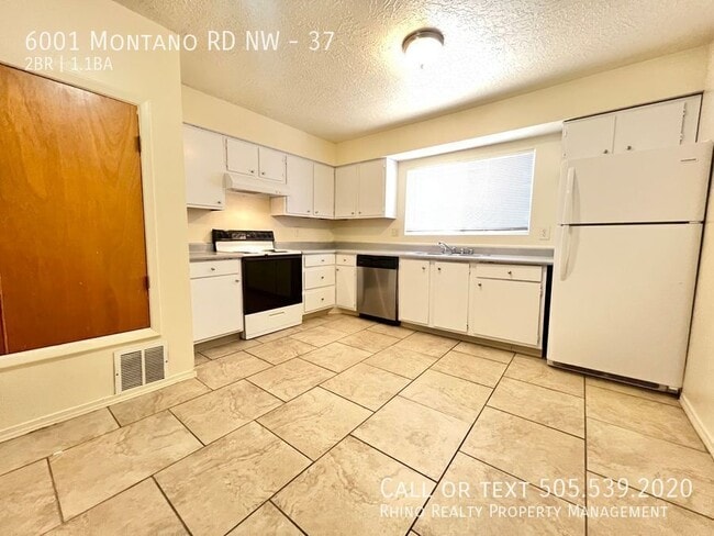 Photo - 6001 Montaño Rd NW Unit 37