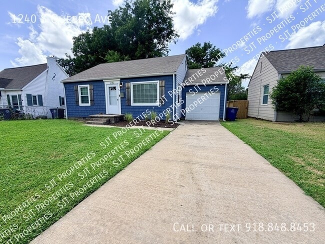 Photo - 1240 S Quebec Ave