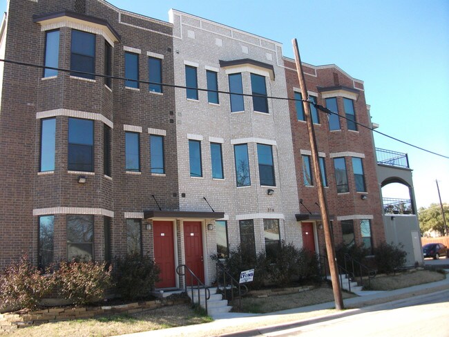 Apartments For Rent Near University Of North Texas In Denton Tx Photo 316 Wainwright St Unit 103