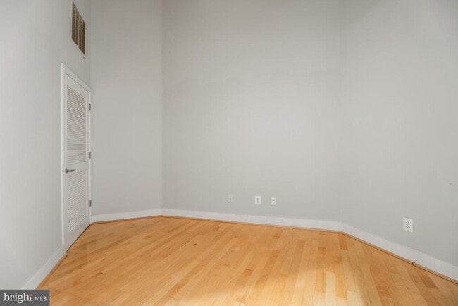 Photo - 1701 Kalorama Rd NW Unit 312