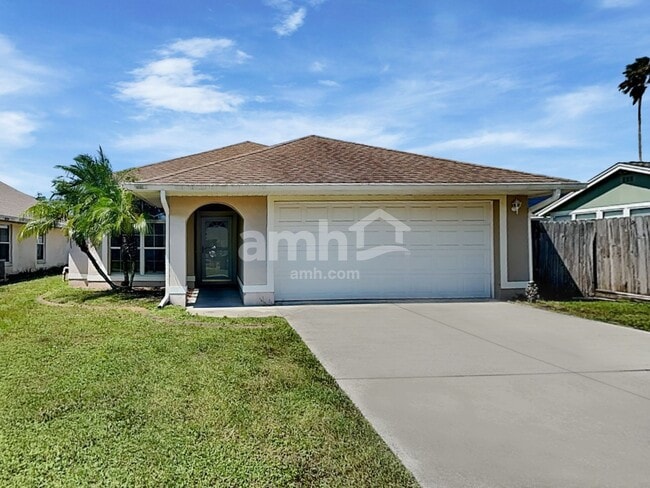 Building Photo - 2465 Saint Pauls Dr Rental