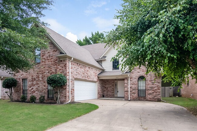 Building Photo - 8018 Jills Creek Dr Rental