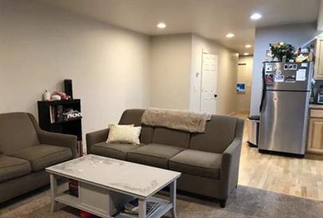 Building Photo - 3 bedroom 2 1/2 bath in Bozeman Rental