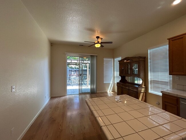 Photo - 7025 Sandy Souza Way