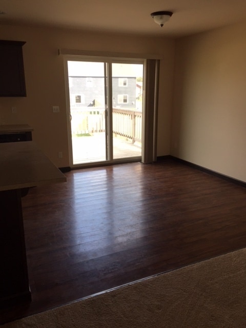 Photo - Spacious Townhouse for rent with No maintenance responsibilities!!
