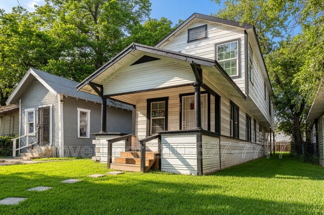 Photo - 631 Potomac St